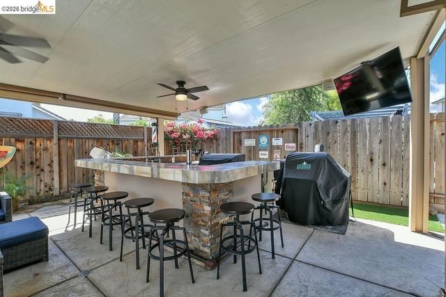 2459 Pacific Grove Ct, Discovery Bay, CA 94505