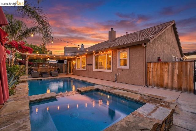 2459 Pacific Grove Ct, Discovery Bay, CA 94505