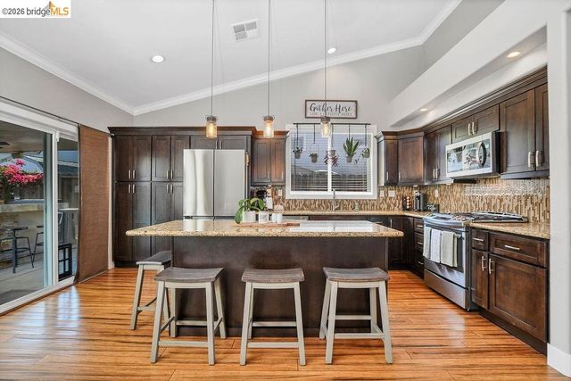 2459 Pacific Grove Ct, Discovery Bay, CA 94505