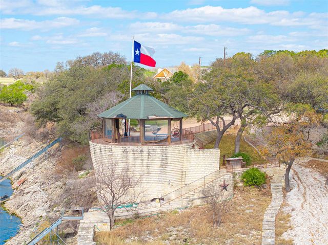 3104 Brasada LN, Marble Falls, TX 78654