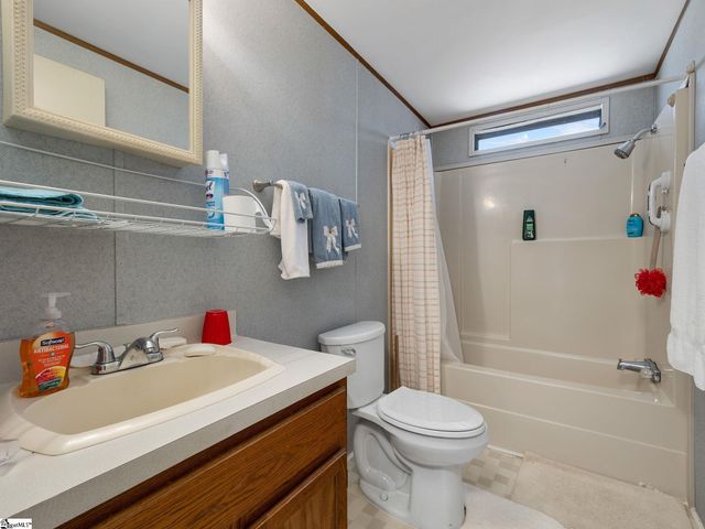 360 Geddis Road, Inman, SC 29349