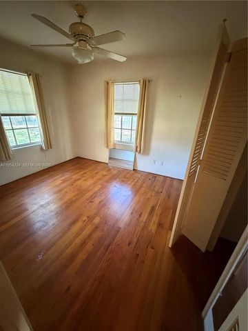 501 SW 11th Ct, Fort Lauderdale, FL 33315