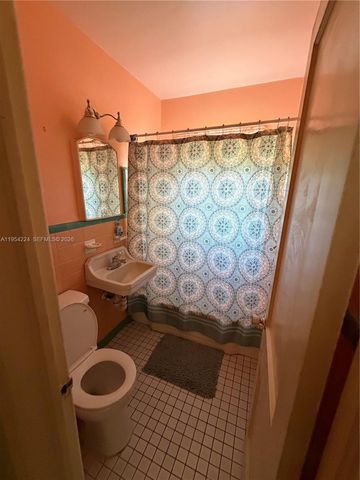 501 SW 11th Ct, Fort Lauderdale, FL 33315