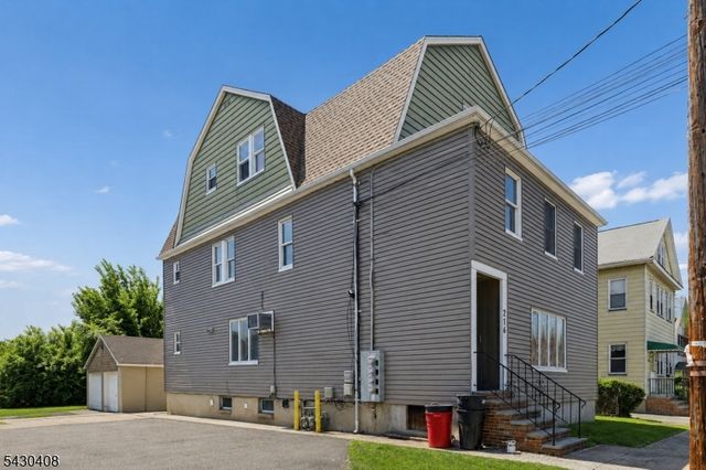 216 Silver Ave, Hillside Twp., NJ 07205