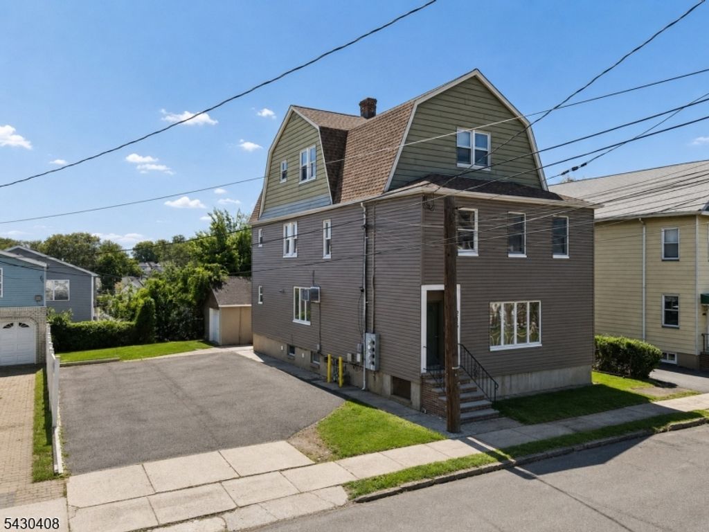 216 Silver Ave, Hillside Twp., NJ 07205