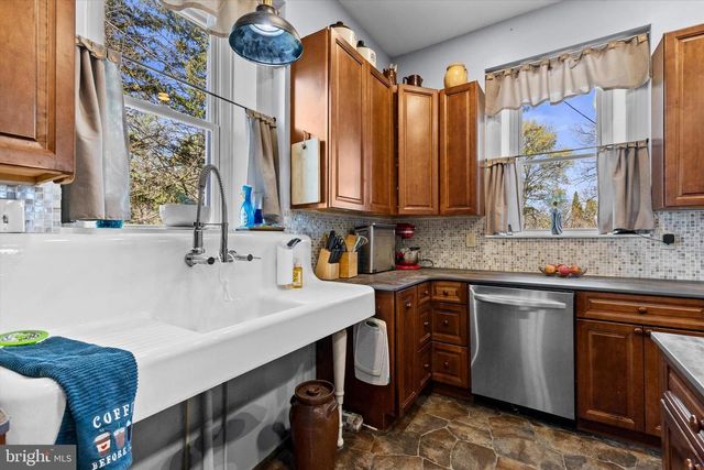 2620 FREYSVILLE RD, Red Lion, PA 17356