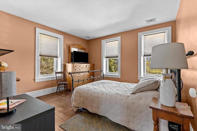 2620 FREYSVILLE RD, Red Lion, PA 17356