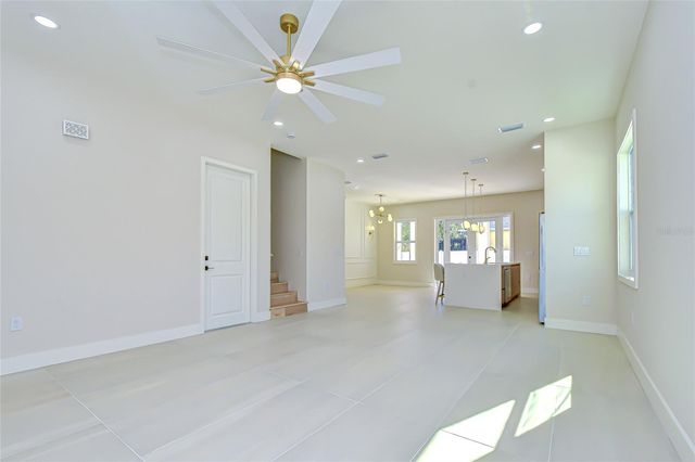 1808 W ERNA DRIVE, Tampa, FL 33603