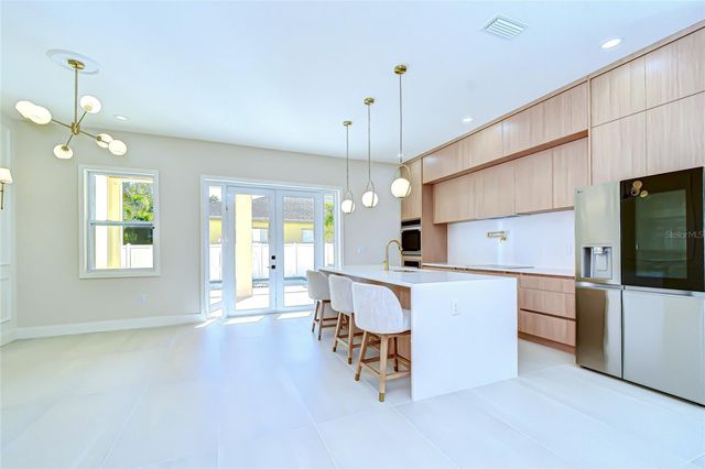 1808 W ERNA DRIVE, Tampa, FL 33603