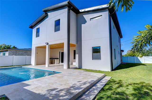 1808 W ERNA DRIVE, Tampa, FL 33603