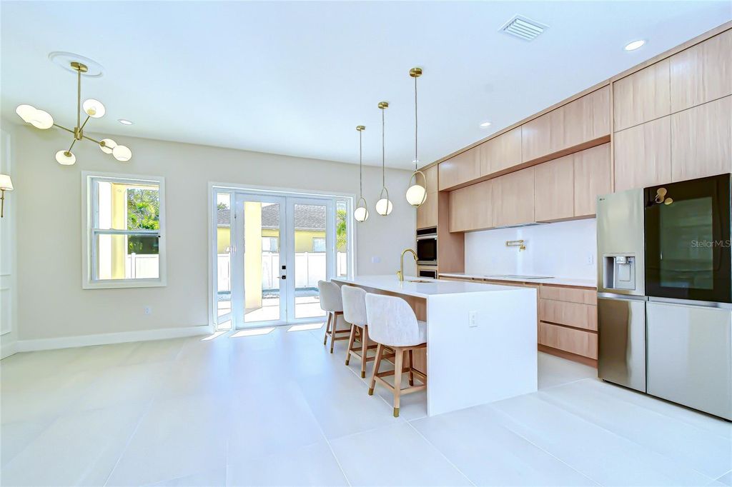 Image 17 of property listing at 1808 W ERNA DRIVE, Tampa, FL 33603