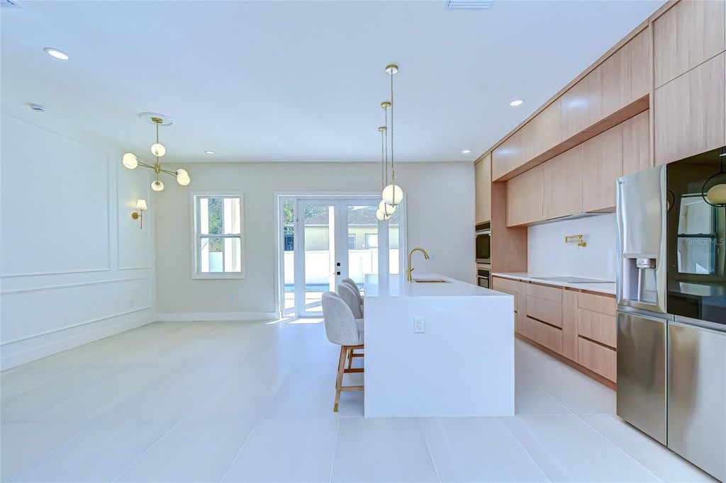 Image 18 of property listing at 1808 W ERNA DRIVE, Tampa, FL 33603