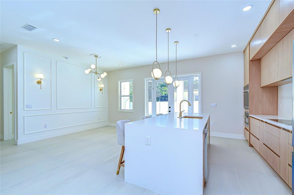 Image 19 of property listing at 1808 W ERNA DRIVE, Tampa, FL 33603