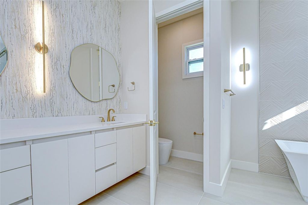 Image 47 of property listing at 1808 W ERNA DRIVE, Tampa, FL 33603