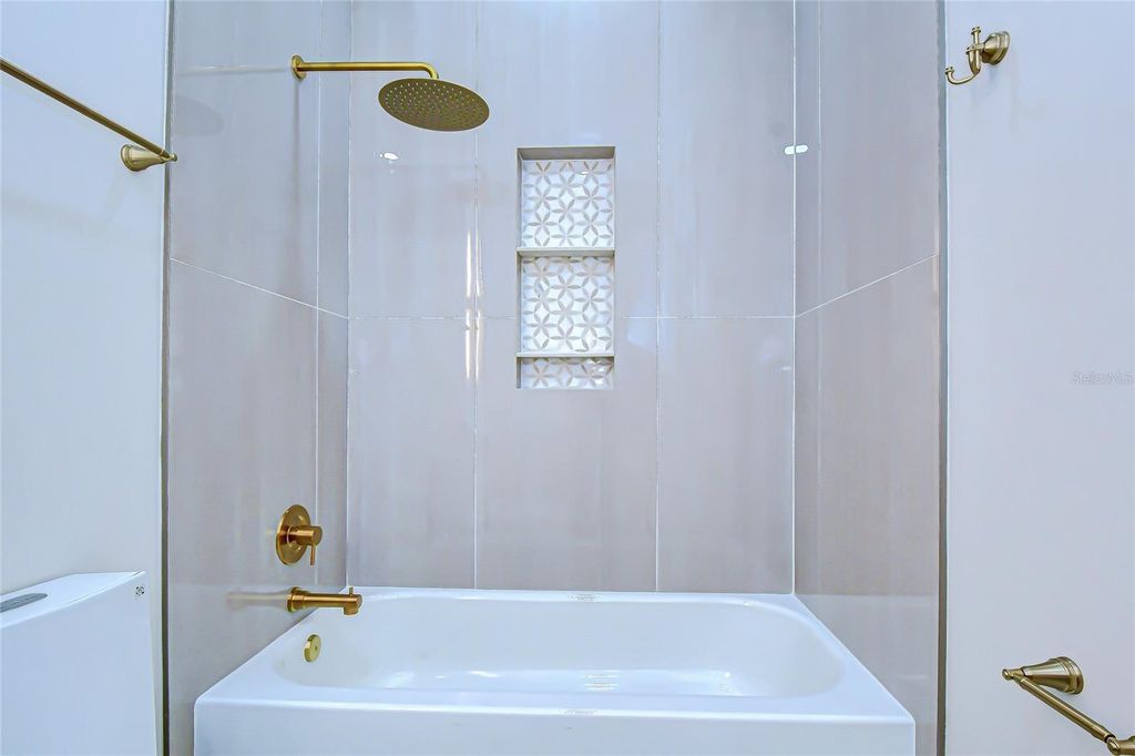 Image 55 of property listing at 1808 W ERNA DRIVE, Tampa, FL 33603