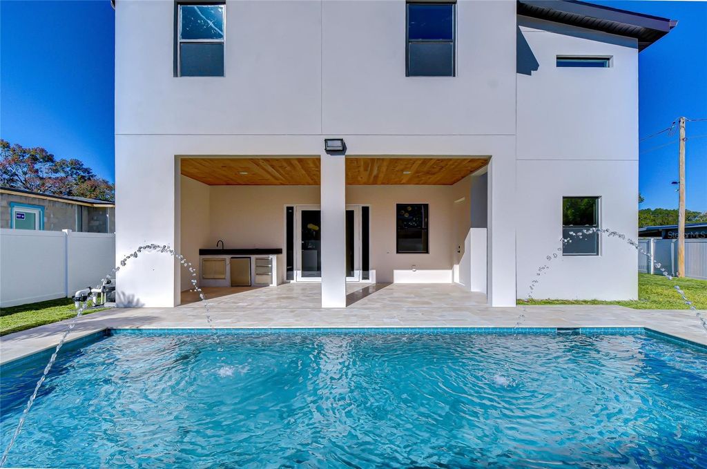 Image 79 of property listing at 1808 W ERNA DRIVE, Tampa, FL 33603