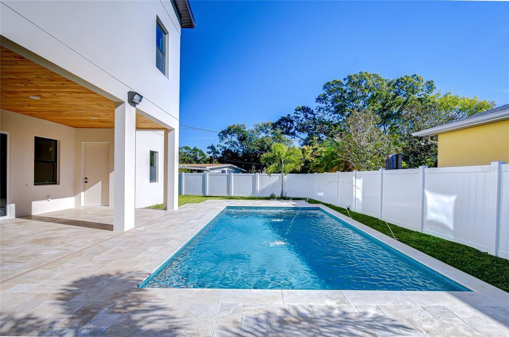 Image 83 of property listing at 1808 W ERNA DRIVE, Tampa, FL 33603