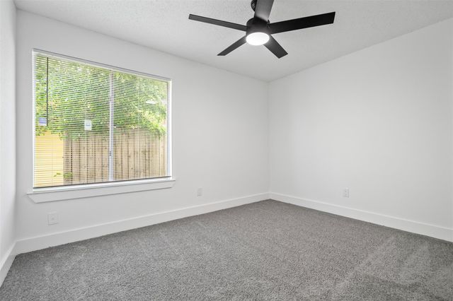 11915 Green Glade Drive, Houston, TX 77099