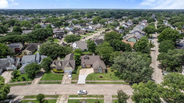 11915 Green Glade Drive, Houston, TX 77099