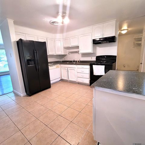 11570 Baylor Dr, Baton Rouge, LA 70816