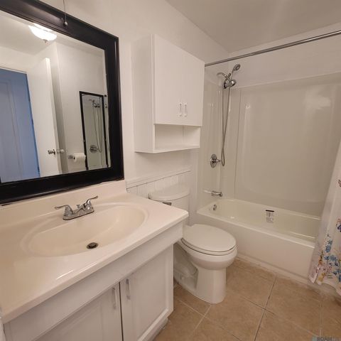 11570 Baylor Dr, Baton Rouge, LA 70816