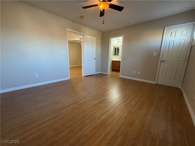9233 Sunny Oven Court, Las Vegas, NV 89178