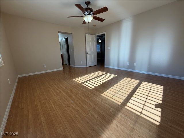 9233 Sunny Oven Court, Las Vegas, NV 89178