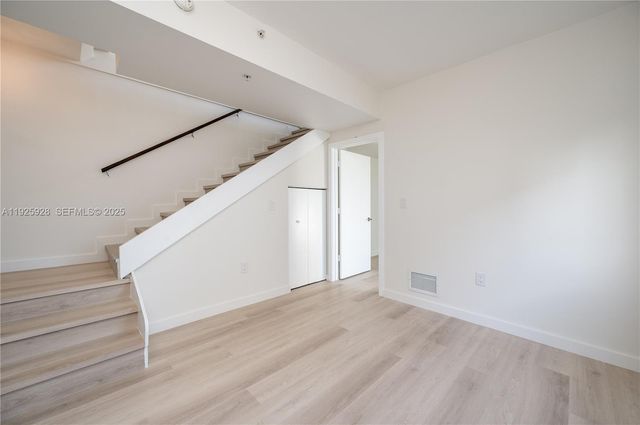 1712 SW 2nd Ave 802, Miami, FL 33129