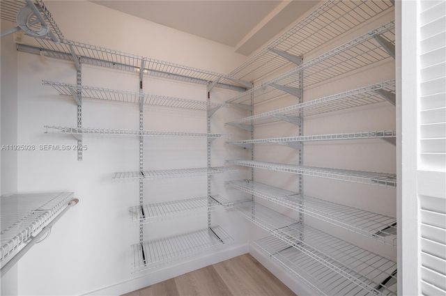 1712 SW 2nd Ave 802, Miami, FL 33129