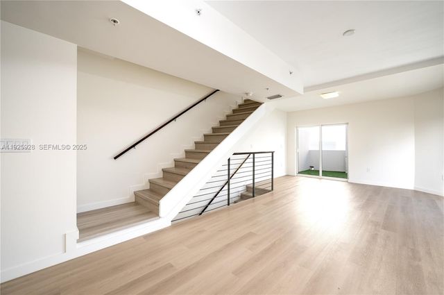 1712 SW 2nd Ave 802, Miami, FL 33129