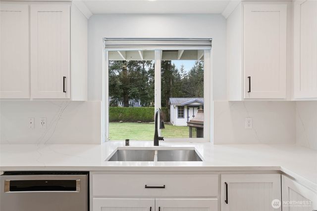 5810 36th Avenue E, Tacoma, WA 98443