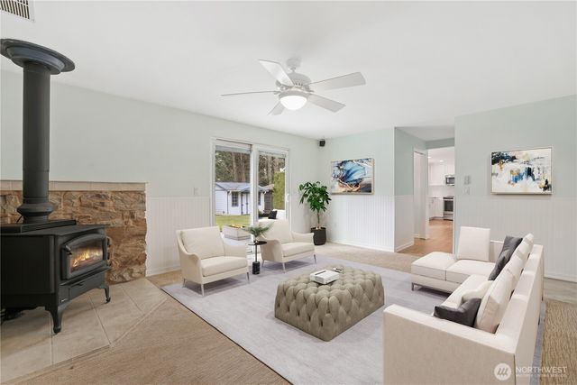 5810 36th Avenue E, Tacoma, WA 98443