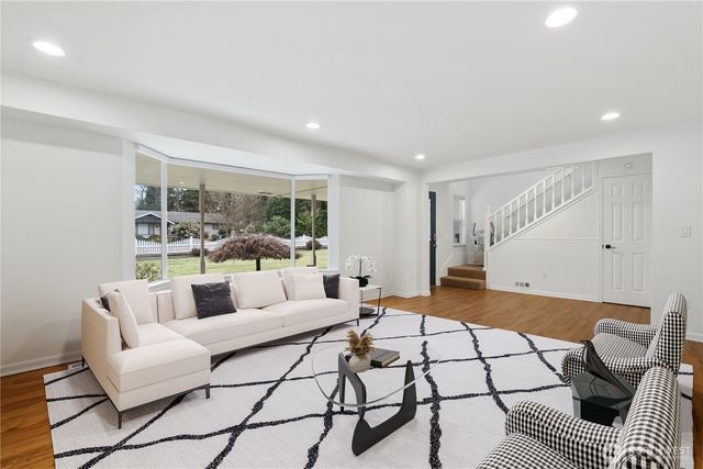 5810 36th Avenue E, Tacoma, WA 98443