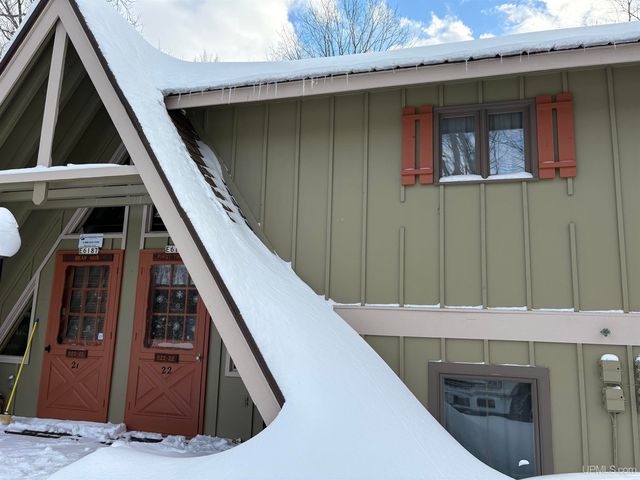 E6185 E Snow Strasse Lane 522-22, Ironwood, MI 49938