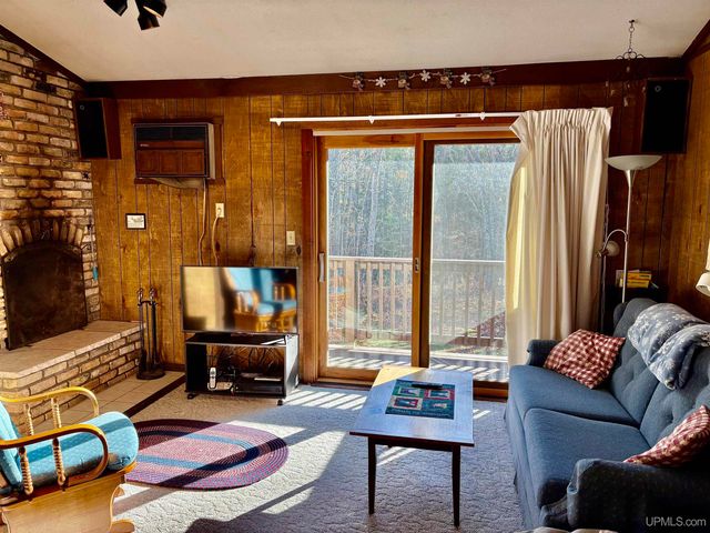 E6185 E Snow Strasse Lane 522-22, Ironwood, MI 49938