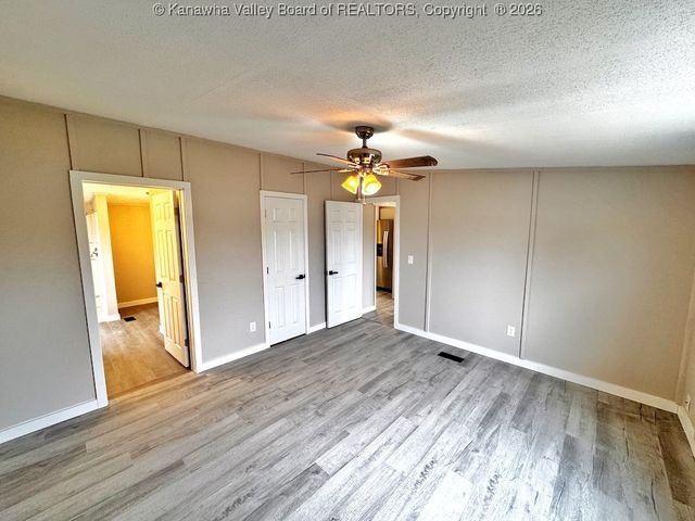 14736 McLane Pike, Liberty, WV 25124