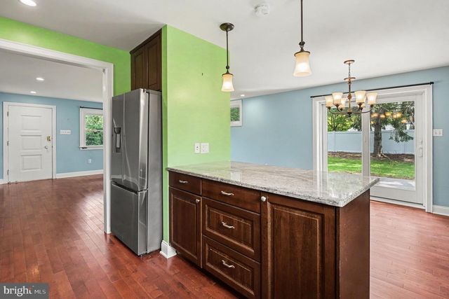 1390 JOLLY RD, Blue Bell, PA 19422