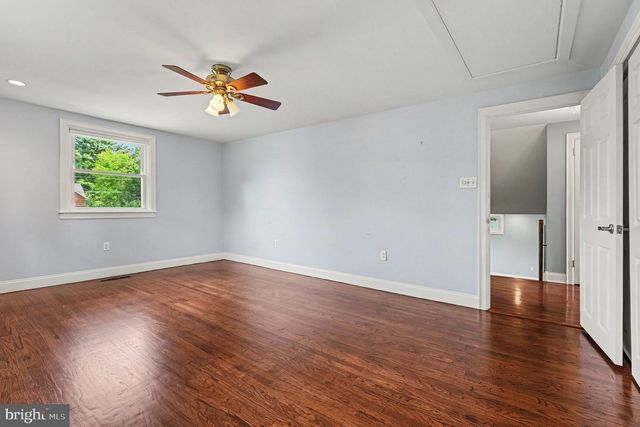 1390 JOLLY RD, Blue Bell, PA 19422