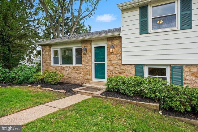 1390 JOLLY RD, Blue Bell, PA 19422