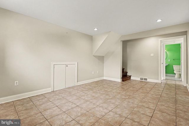 1390 JOLLY RD, Blue Bell, PA 19422