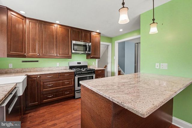 1390 JOLLY RD, Blue Bell, PA 19422