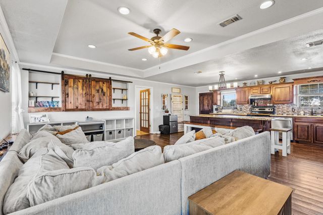 625 COUNTY ROAD 13300, Paris, TX 75462