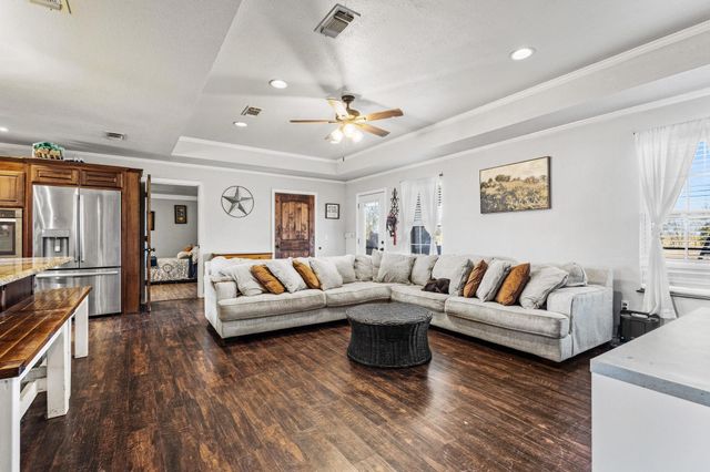 625 COUNTY ROAD 13300, Paris, TX 75462