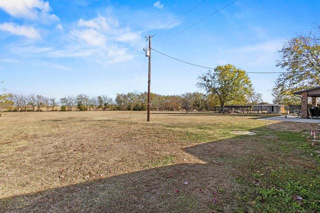 625 COUNTY ROAD 13300, Paris, TX 75462