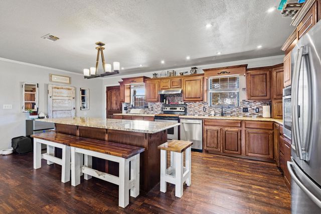 625 COUNTY ROAD 13300, Paris, TX 75462