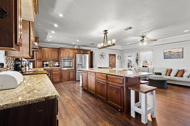 625 COUNTY ROAD 13300, Paris, TX 75462