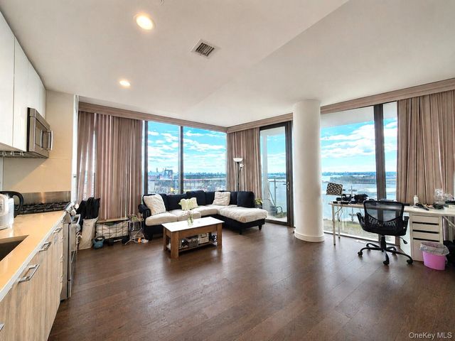 131-05 40 Road 16J, Flushing, NY 11354