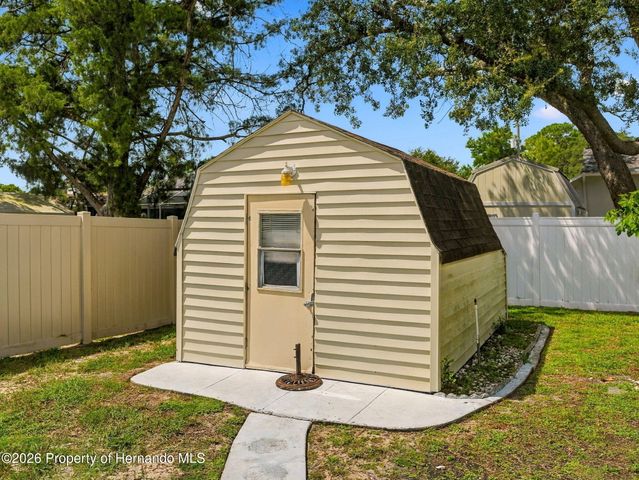 2289 Lake Forest Avenue, Spring Hill, FL 34609