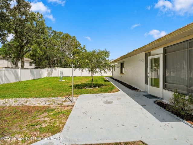 2289 Lake Forest Avenue, Spring Hill, FL 34609