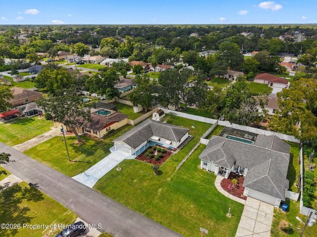 2289 Lake Forest Avenue, Spring Hill, FL 34609